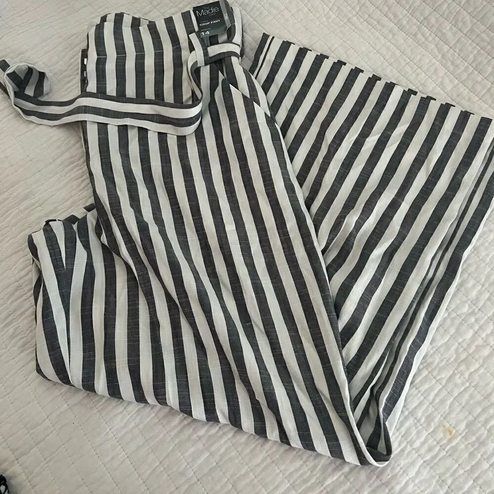 New New York & Company Maddie Crop pant 14 tall